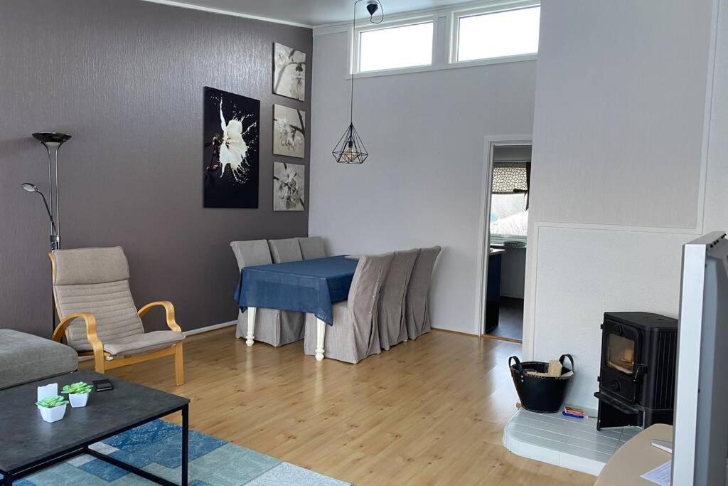 شقة Koselig Hus Til Leie Pa Stokmarknes I Vesteralen المظهر الخارجي الصورة